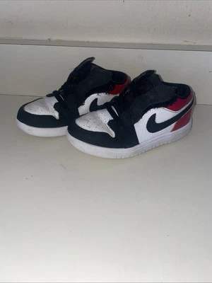 Air Jordan 1 Low ALT Chicago Blanco/Negro-Rojo Gimnasio CI3436 116 Niño Pequeño Talla 10C Foto 1 de 4