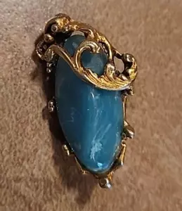 Wrapped Filigree Turquoise Brooch/6D - Picture 1 of 4