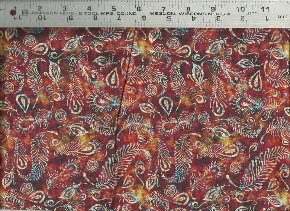 绗缝宝藏 ~ Botanica 羽毛设计铜 100% 棉被子织物 BTY — 第 1/1 张图片