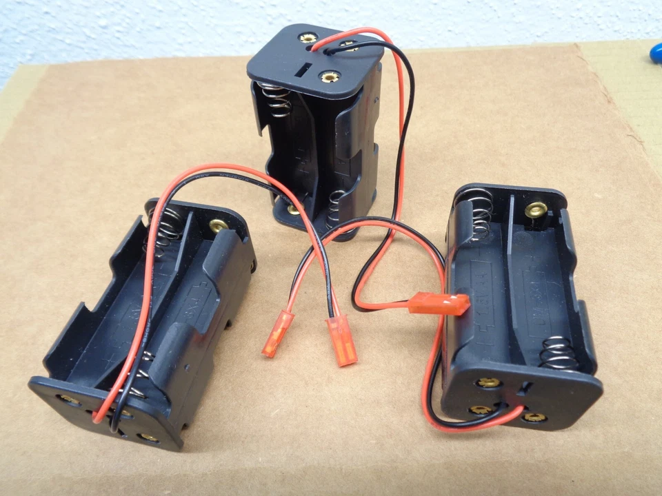 RC CAR BUGGY PART NITRO ENGINE RECEIVER AA BATTERY BOX PACK HOLDER (3 UNITS)!!! - Image 1 of 1