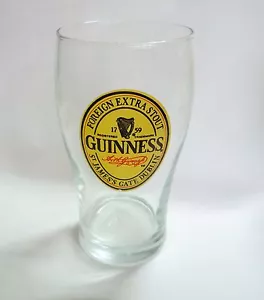 Guinness Stout Vintage Bier klares GLAS ausländisches MALAYSIA Kontur 5,5" groß selten - Bild 1 von 11