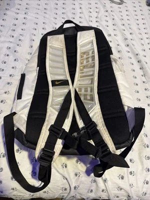 (WILL CLEAN BEFORE SHIPPING)Nike Elite Bag White/Golden/Black - Image 1 of 2