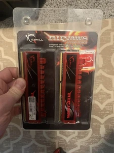 G. Skill RipJaws 8GB kit (2x4GB) F3-12800CL9D-8GBRL PC3-12800 1600MHz INTEL XMP - Picture 1 of 2