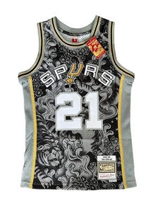 San Antonio Spurs Mitchell & Ness #21 Tim Duncan Year of the Tiger Jersey Small - Picture 1 of 7