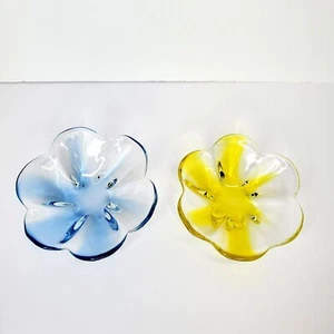 Blau und Gelb Klar Kunst Glas Blume Form Süßigkeiten Nuss Schmuck Geschirr 6" - Bild 1 von 11