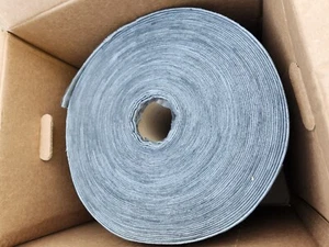 UXT15P Xtra Tough Absorbent Roll 15 in W x 150 ft L - Picture 1 of 2