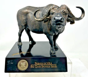 Cape Buffalo Friends of the NRA Volunteer Award 2009 Big Game Series Sculpture - Picture 1 of 8