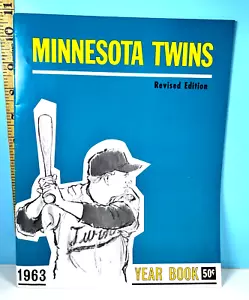 ๐ฅ1963 Minnesota Twins Official Baseball Yearbook (Revised Ed.) HIGH GRADE!!๐ฅ - Picture 1 of 5