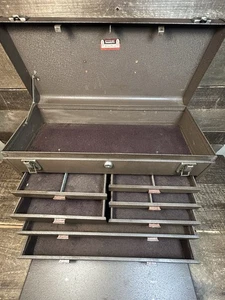 Cassetta degli attrezzi vintage KENNEDY 520 7 cassetti macchinista cassetti foderati in feltro senza chiave - Foto 1 di 23