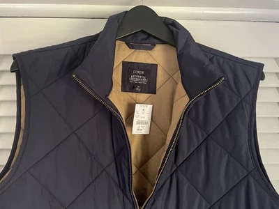 NWT J CREW MEN'S MED NAVY BLUE DIAMOND PUFFER QUILTED FULL ZIP VEST JACKET $98 - Image 1 of 4