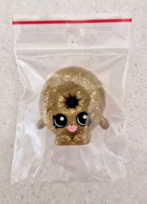 Shopkins S4 D'Lish Donut LIMITED EDITION Food Fair Blind Bag - No. 0380 of 1,000 - image 1 of 4