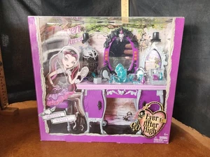 Ever After High Rabenkönigin Destiny Vanity Spielset Getting Fairest 2013 Neu - Bild 1 von 8