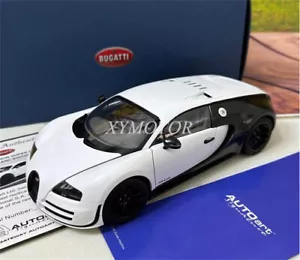 AUTOart 1/18 Bugatti VEYRON SUPER SPORT Modelo Diecast Coche Regalo Panda Blanco Negro - Imagen 1 de 22
