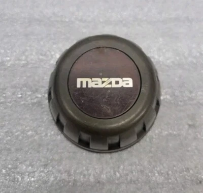 1991 - 1993 年马自达 323,原始设备制造商中心盖,#887137191 — 第 1/4 张图片