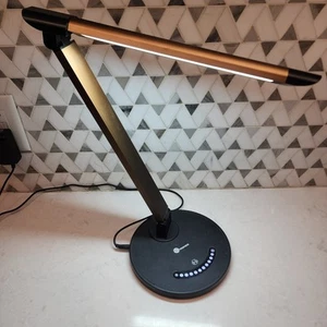 TaoTronics TT-DL13 Black Dimmable Touch Eye Protection USB Charge LED Desk Lamp - Picture 1 of 4