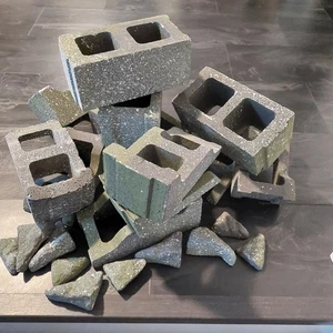 22 Piece Spirit Halloween Cinder Block Lot - Picture 1 of 1