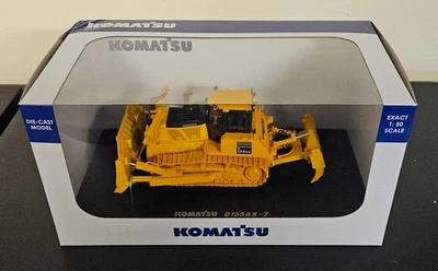 UNIVERSAL HOBBIES 1/50 KOMATSU D155AX-7 CRAWLER DOZER UH8010 - BOX DAMAGE - Image 1 of 2
