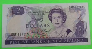 NEW ZEALAND, TWO DOLLARS, QEII, P#170c, ND(1989-92) - Picture 1 of 2