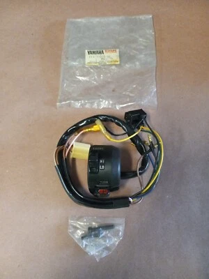 NOS 1982 1983 Yamaha Genuine Left Handlebar Horn and Light Switch XT125 XT200  - Image 1 of 4
