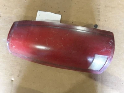 Passenger Tail Light Fleetside Fits 88-89 CHEVROLET 1500 PICKUP 160686 Foto 1 de 4