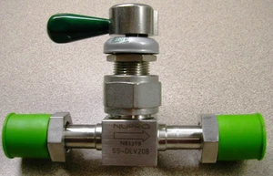SWAGELOK # SS-DL-V20B DIAPHRAGM VALVE - Picture 1 of 1