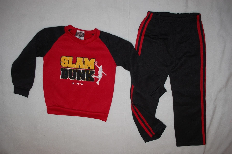 Chicos Conjunto SUDADERA Y PANTALONES DEPORTIVOS Rojo Negro SLAM Dunk Baloncesto TALLA 4 Foto 1 de 1