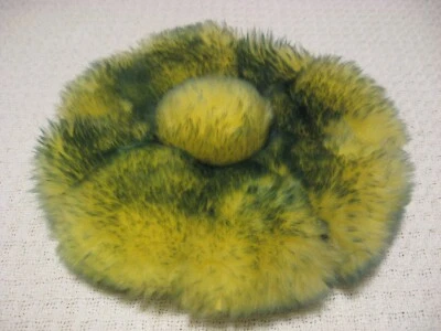 Vintage Womens Yellow/Green Fur Beanie Beret Stretch Band Pom Hat MADE CANADA - Image 1 of 4