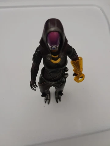 Mass Effect 2 - Big Fish Toys Series 1 Tali Zorah Action Figure RARE! No Gun Cover