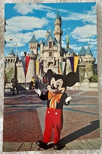 DISNEYLAND Walt Disney IT ALL STARTED WITH A MOUSE Mickey Mouse Vintage Postcard - Bild 1 von 2