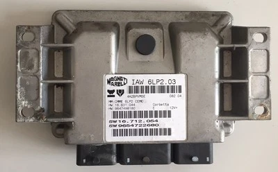 Calculateur Peugeot 206 1.4 i  IAW 6LP2.03 HW 9647498180 SW 9654722680  - Immagine 1 di 2