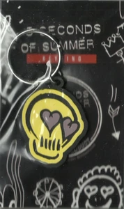 5 SECONDS OF SUMMER love skull 2015 RUBBER KEYRING official merch SEALED 5SOS - Picture 1 of 5