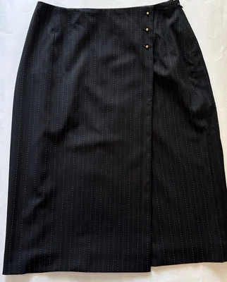 Falda Escada-Negro Ligera Lana Rayas Línea A-Talla 36 Foto 1 de 4