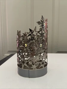 BATH & BODY WORKS SILVER SPARKLING SNOWFLAKE SOAP HOLDER SLEEVE FOR GF & DC SOAP - Picture 1 of 7