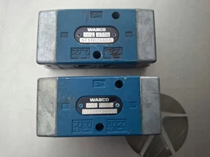 Wabco 5710020000 3/2 Wegeventil, 10 bar, M10x1, pneumatisch - Bild 1 von 3