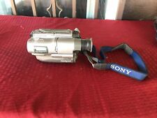 Sony CCD-TR200 Camera Recorder Camcorder Handycam HI8 Untested