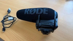 RODE PRO Directional On Camera Microphone w/Bonus Deadcat VMPR Winds... - Picture 1 of 1