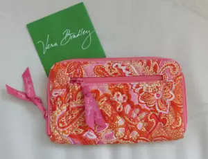 VERA BRADLEY Zip Around Wallet Wristlet - Orange Sherbet - Perfect New Condition - Picture 1 of 3