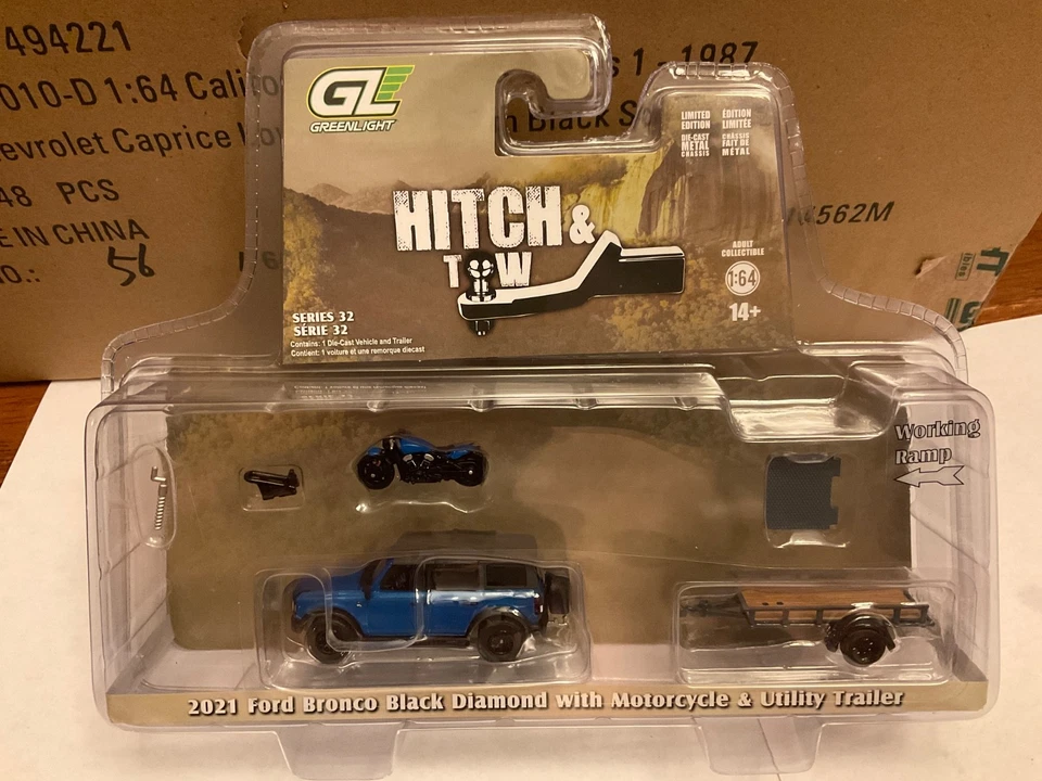 Ford Bronco 2021 Greenlight enganche y remolque con motocicleta y remolque Foto 1 de 1