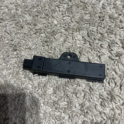 2012-2016 宝马 328i 无钥匙进入接收器控制模块 9220832-02 原始设备制造商 — 第 1/4 张图片