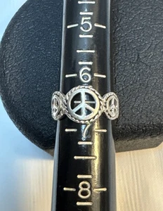 Vintage Sterling Silver Peace Sign Hippie Ring SIZE 6.5 - Picture 1 of 8