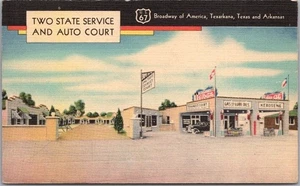 1939 TEXARKANA Texas Arkansas LEINEN Postkarte "TWO STATE SERVICE AND AUTO COURT" - Bild 1 von 2