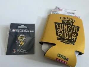 2024 PIRATES YINZER PALOOZA KOOZIE (RAFFREDDATORE) & PIN VS PHILLIES SGA - Foto 1 di 2