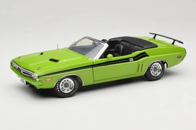 12803-06G Dodge Challenger Convertible Green GreenLight 1:18 - Immagine 1 di 4