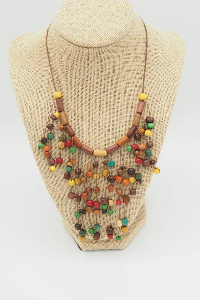 Divertido collar babero cuello flecos cuentas madera lacada multicolor hecho a mano de colección Foto 1 de 4
