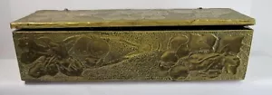 Vintage Antyczne drewniane pudełko z mosiądzem wytłaczanymi liśćmi owoców Repose 10x3,5x2,75 - Zdjęcie 1 z 12