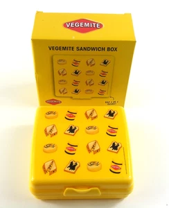 Vegemite Sandwhat Box Lonchera Amarilla Receso Escuela Spread Australia - Imagen 1 de 5