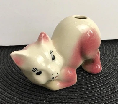 VTG SHAWNEE Small Cat Crouching  #964, Toothpick /Pen Holder, Bud Vase,Planter - Image 1 of 4