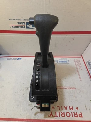 Nissan Xterra Frontier 2000-2004 selector automático de cambios de piso OEM Foto 1 de 4
