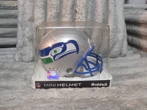 Minicasco Riddell Seattle Seahawks 1983-2001 Throwback VSR4 fuera de producción - Imagen 1 de 5