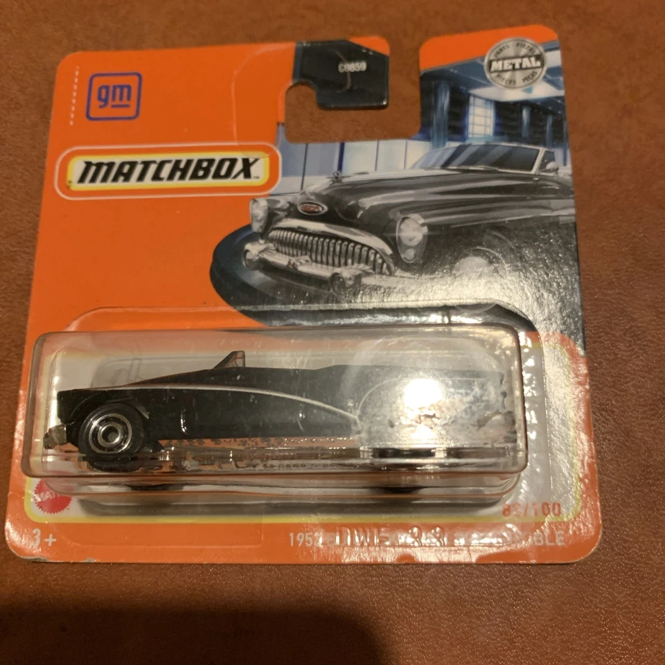 MATCHBOX 1953 BUICK SKYLARK CONVERTIBLE  E CASE 2022 - Image 1 of 1